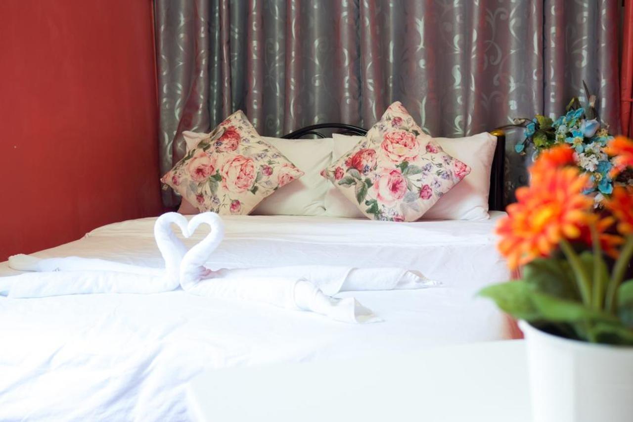 De Sky Sukhumvit Ekkamai Hotel Bangkok Eksteriør billede