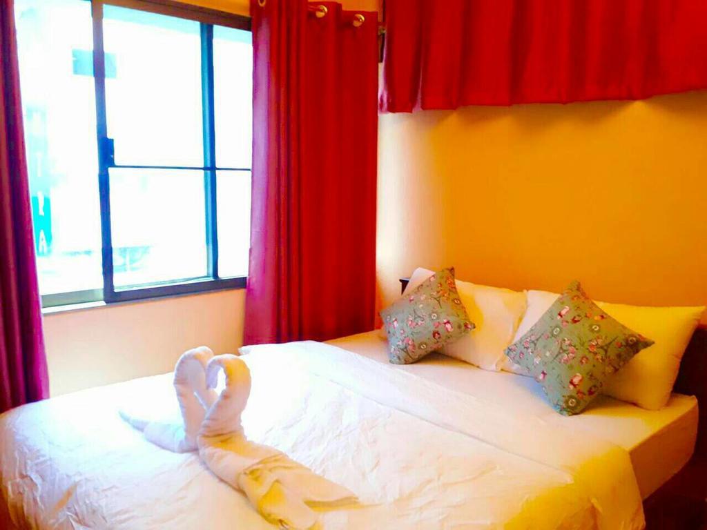 De Sky Sukhumvit Ekkamai Hotel Bangkok Eksteriør billede